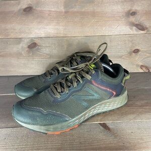 New Balance Fresh Foam Arishi Mens size 9 shoes green trail running sneakers